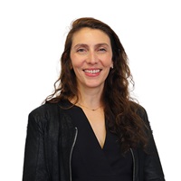 Imagen de la noticia: Decana UGM Magdalena Fernández participa en jornada de la CNA-Chile con nuevos comités consultivos