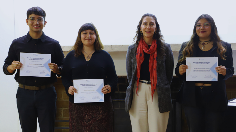 Foto 10 de 32: Estudiantes de Psicología UGM se certificaron en “Diseño e implementación de talleres en el ámbito escolar”