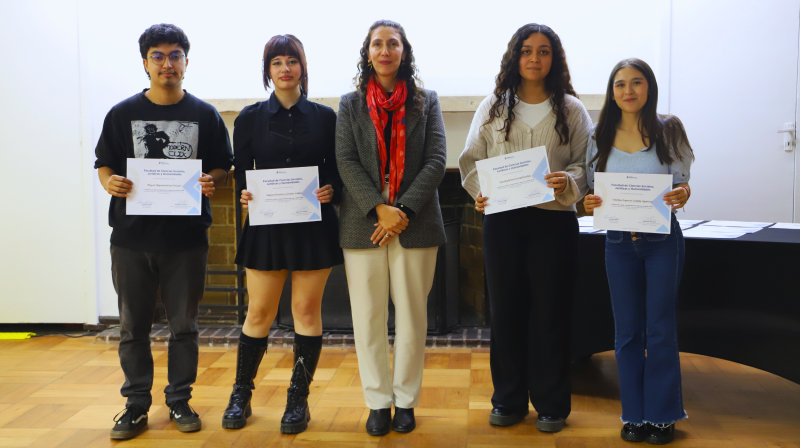 Foto 6 de 32: Estudiantes de Psicología UGM se certificaron en “Diseño e implementación de talleres en el ámbito escolar”
