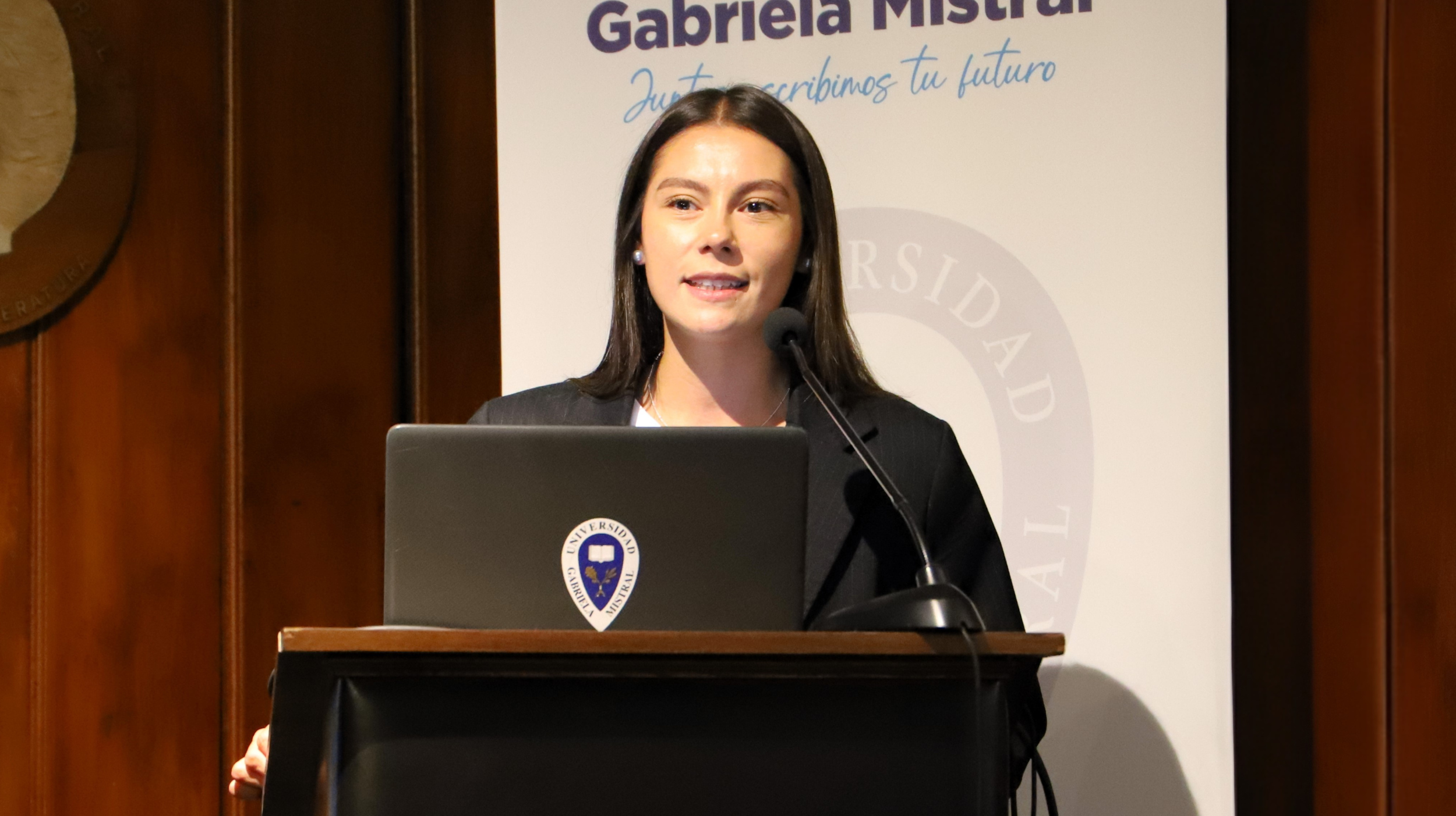 Imagen de la noticia: Mistralinos son certificados por su participación en talleres extracurriculares de la UGM