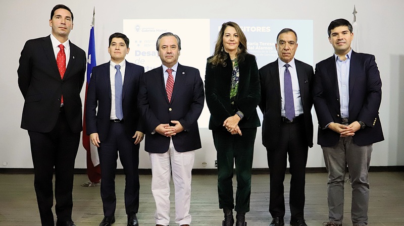 Imagen de la noticia: Universidad Gabriela Mistral e Instituto Res Publica realizaron nuevo “Desayuno de Actualidad” sobre el Plan de Reconstrucción Nacional