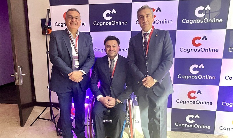 Imagen de la noticia: Rector Sergio Mena moderó panel sobre inteligencia artificial y futuro del talento en Future Skills Summit 2026