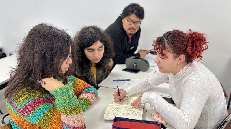 Foto 6 de 18: UGM celebró el Día del Diseño con charla de Werner Fett y workshop creativo para estudiantes
