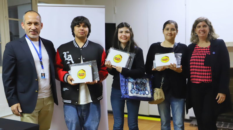 Foto 12 de 18: UGM celebró el Día del Diseño con charla de Werner Fett y workshop creativo para estudiantes