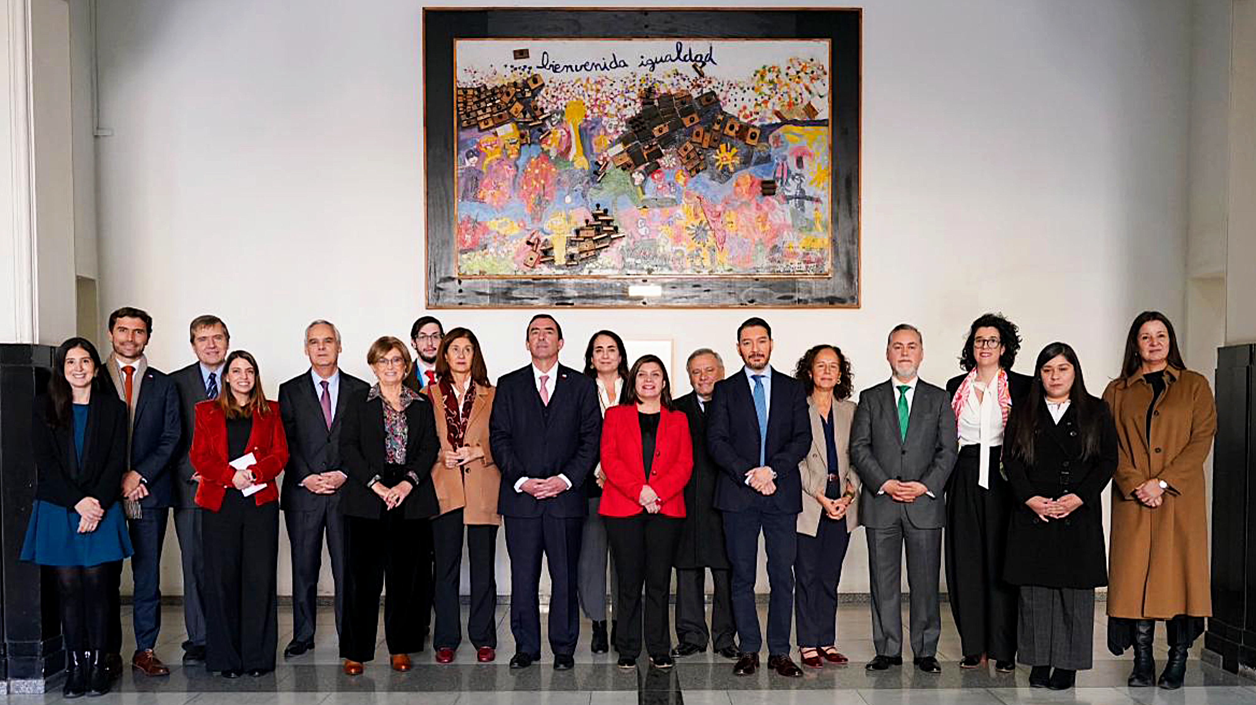 Imagen de la noticia: Directora de Derecho UGM participa en encuentro encabezado por el ministro de Justicia y Derechos Humanos, Fernando Rabat
