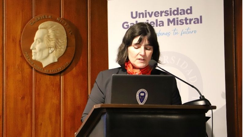 Foto 4 de 5: Estudio de la Universidad Gabriela Mistral sobre transformaciones digitales detecta que el Estado ha actuado de manera fragmentaria, sectorial y reactiva