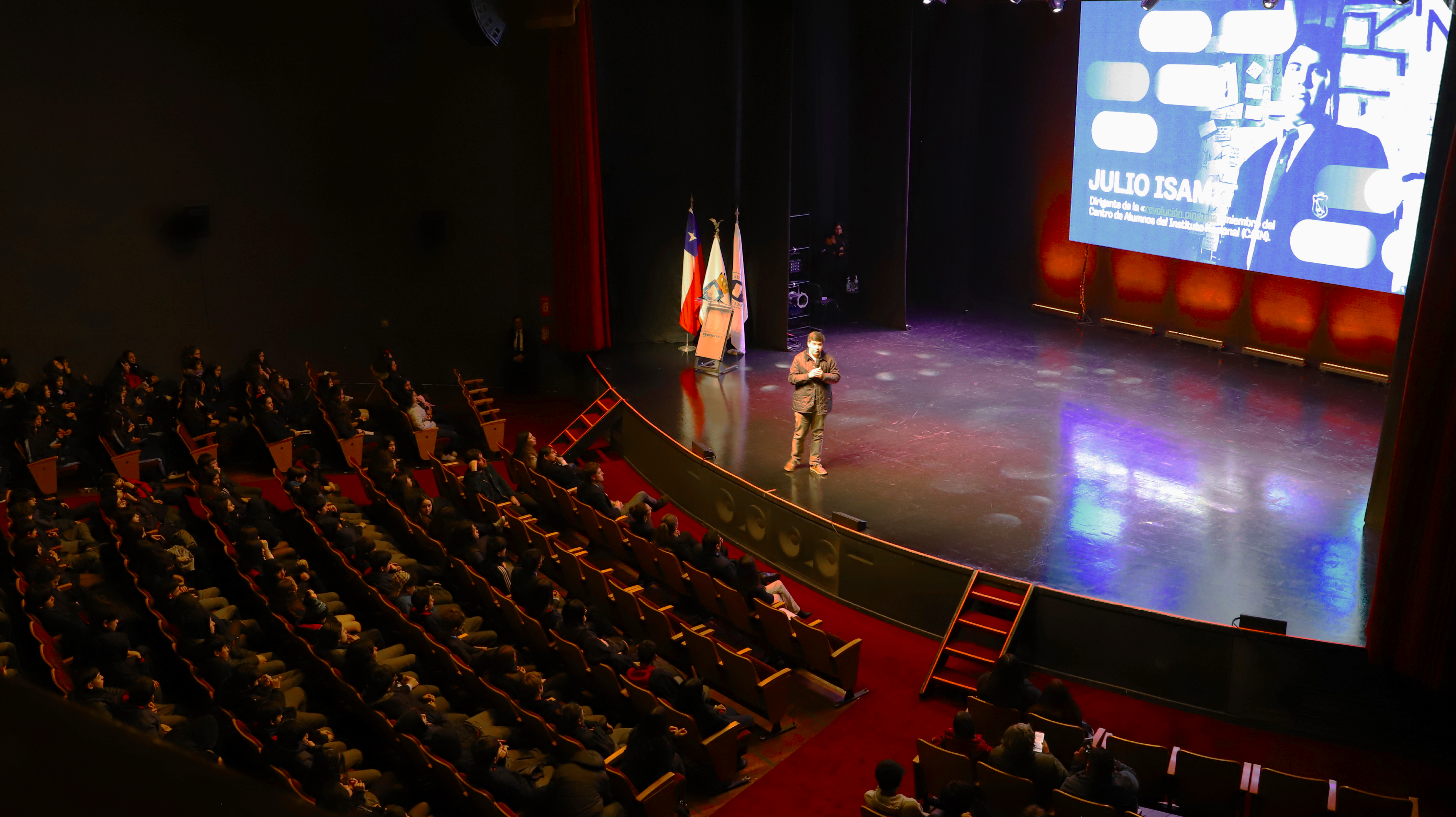 Imagen de la noticia: Con más de 2 mil participantes: UGM y CDS de Municipalidad de Providencia realizaron seminario sobre convivencia escolar