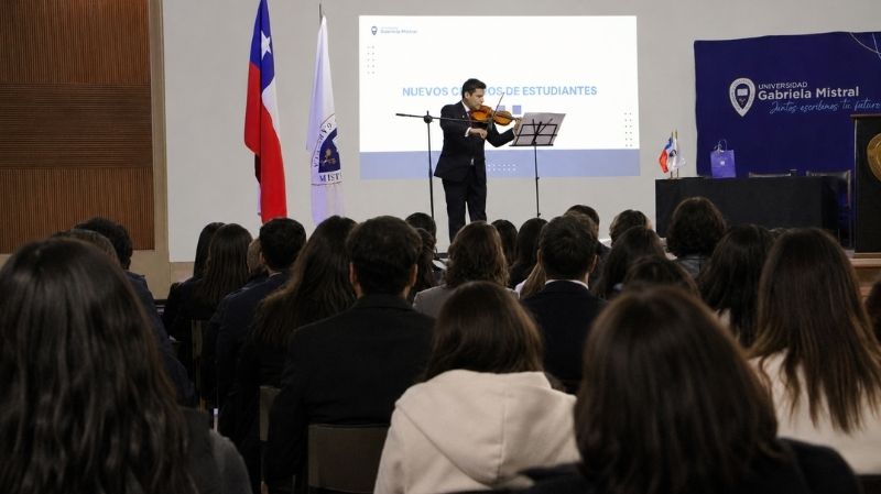 Foto 7 de 7: Asumieron los nuevos integrantes de los centros de estudiantes de Arquitectura, Derecho, Diseño y Artes Digitales, Periodismo y Publicidad