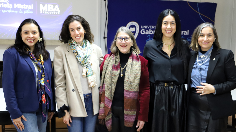 Foto 4 de 10: Workshop UGM reunió a más de 50 mujeres para fortalecer habilidades de negociación