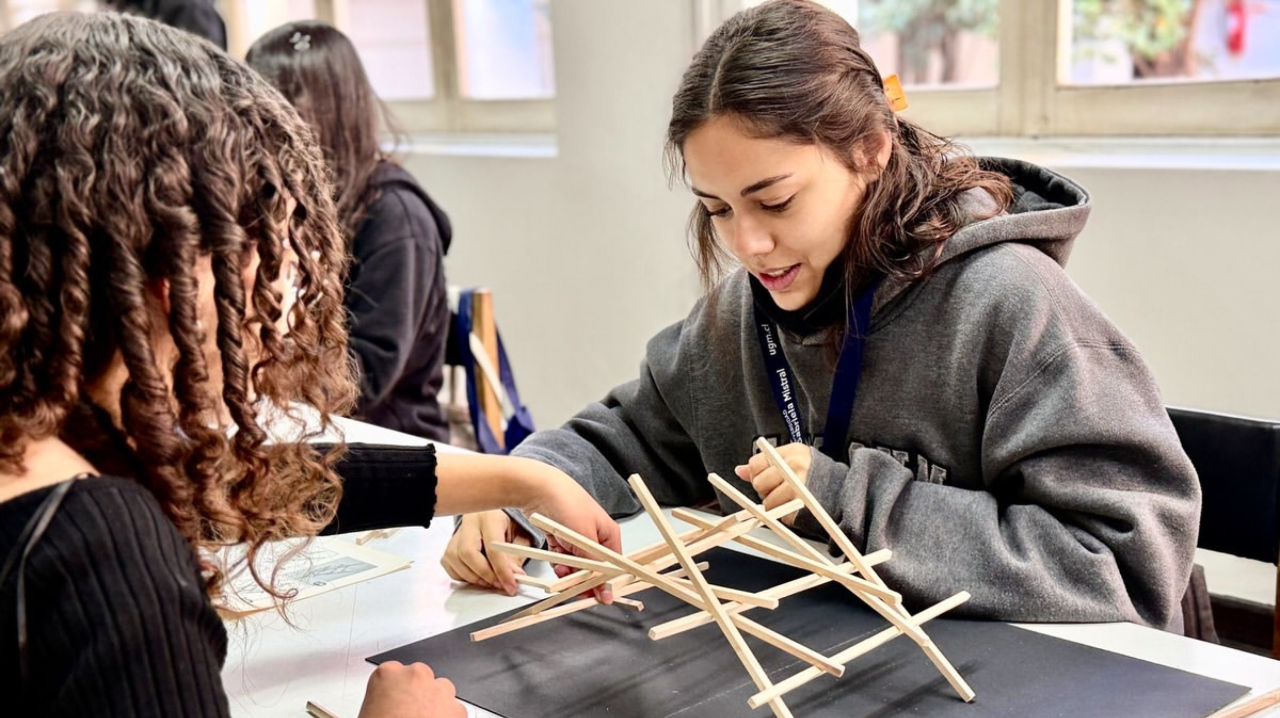 Imagen de la noticia: "Ayuda mucho a tener claro qué estudiar": Escuela de Invierno UGM acompañó a estudiantes en la búsqueda de su vocación