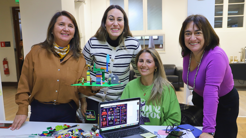 Foto 11 de 20: "Pensar con las manos": MBA Executive UGM desafió a sus estudiantes con metodología Lego® Serious Play®