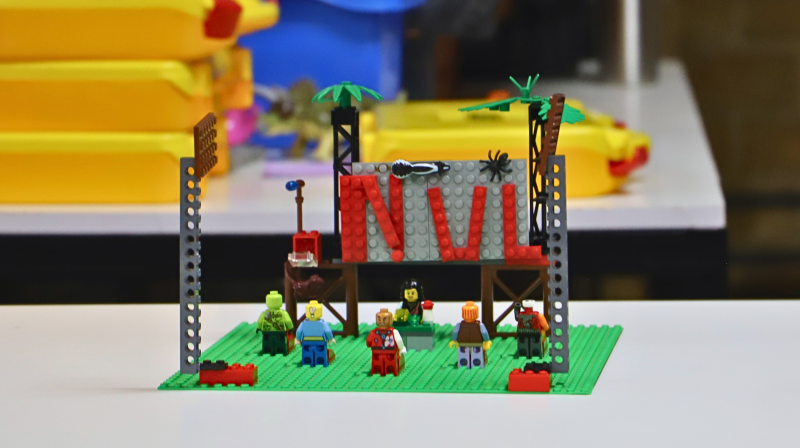 Foto 2 de 20: "Pensar con las manos": MBA Executive UGM desafió a sus estudiantes con metodología Lego® Serious Play®