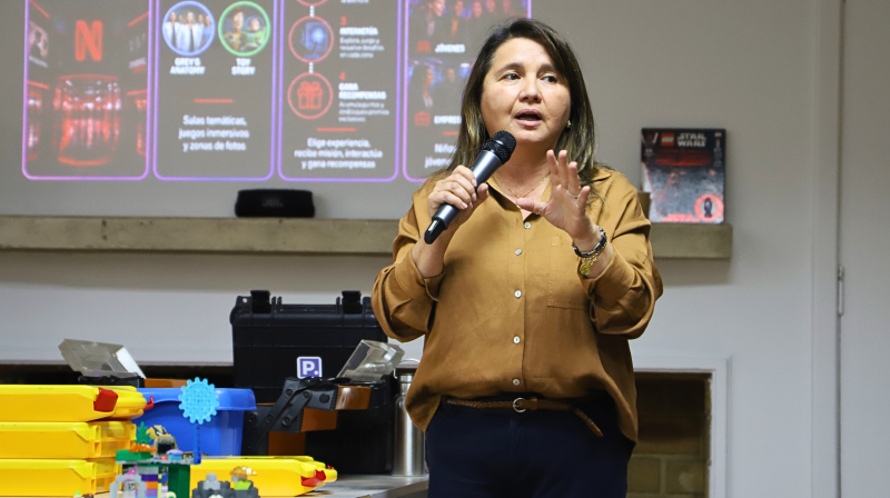 Foto 3 de 20: "Pensar con las manos": MBA Executive UGM desafió a sus estudiantes con metodología Lego® Serious Play®