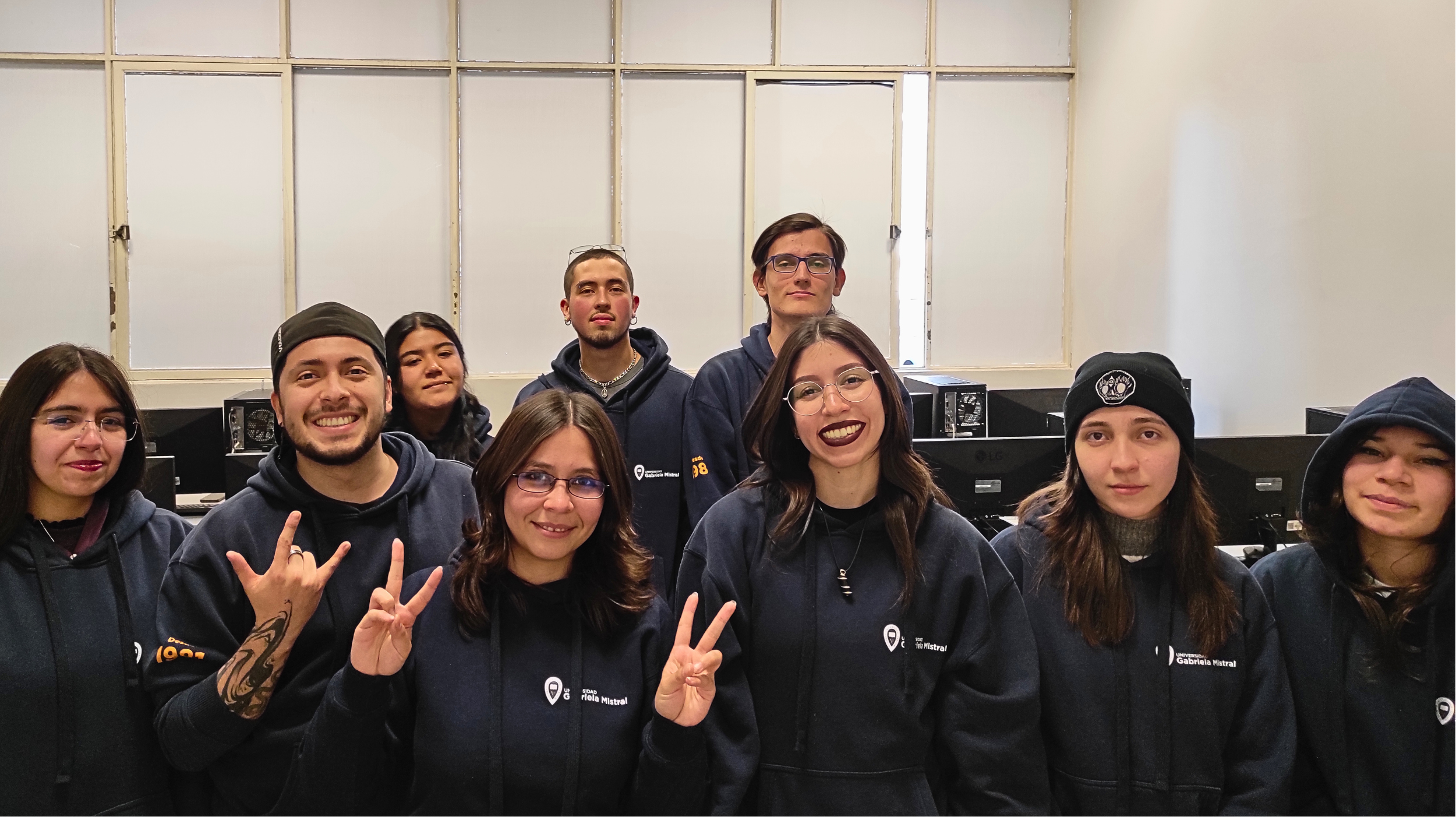 Imagen de la noticia: Estudiantes de Diseño en Interacción Digital UGM presentan trabajos en Processing Community Day Chile 2026