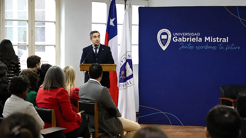 Imagen de la noticia: Universidad Gabriela Mistral lanza primera carrera universitaria de Sostenibilidad e Innovación Social de sus características en Chile