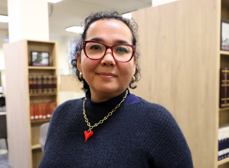 Profesora de la Escuela de Humanidades UGM presentó investigación en Congreso Internacional de Arqueología Americana Lima 2026