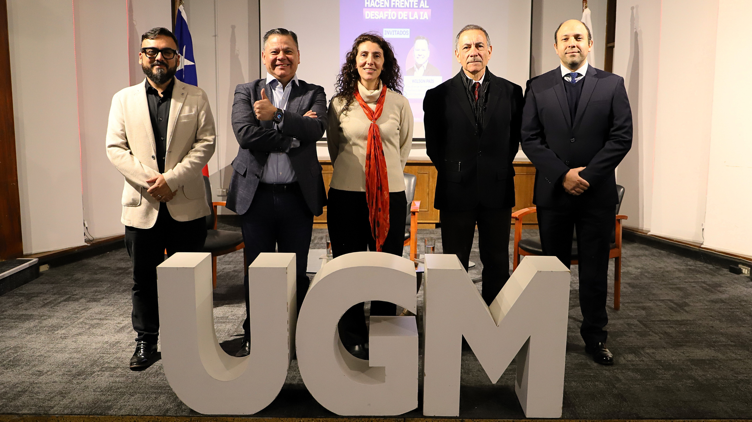 Imagen de la noticia: IA y pensamiento crítico: UGM analizó el rol de las humanidades frente a los desafíos tecnológicos