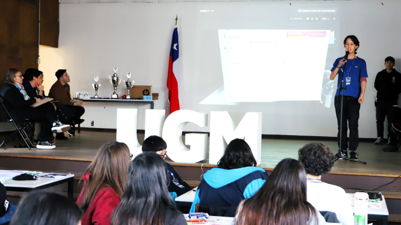 Foto 10 de 14: INSPIRA UGM 2026: estudiantes de III° y IV° medio participaron en desafíos de innovación, negocios e ingeniería