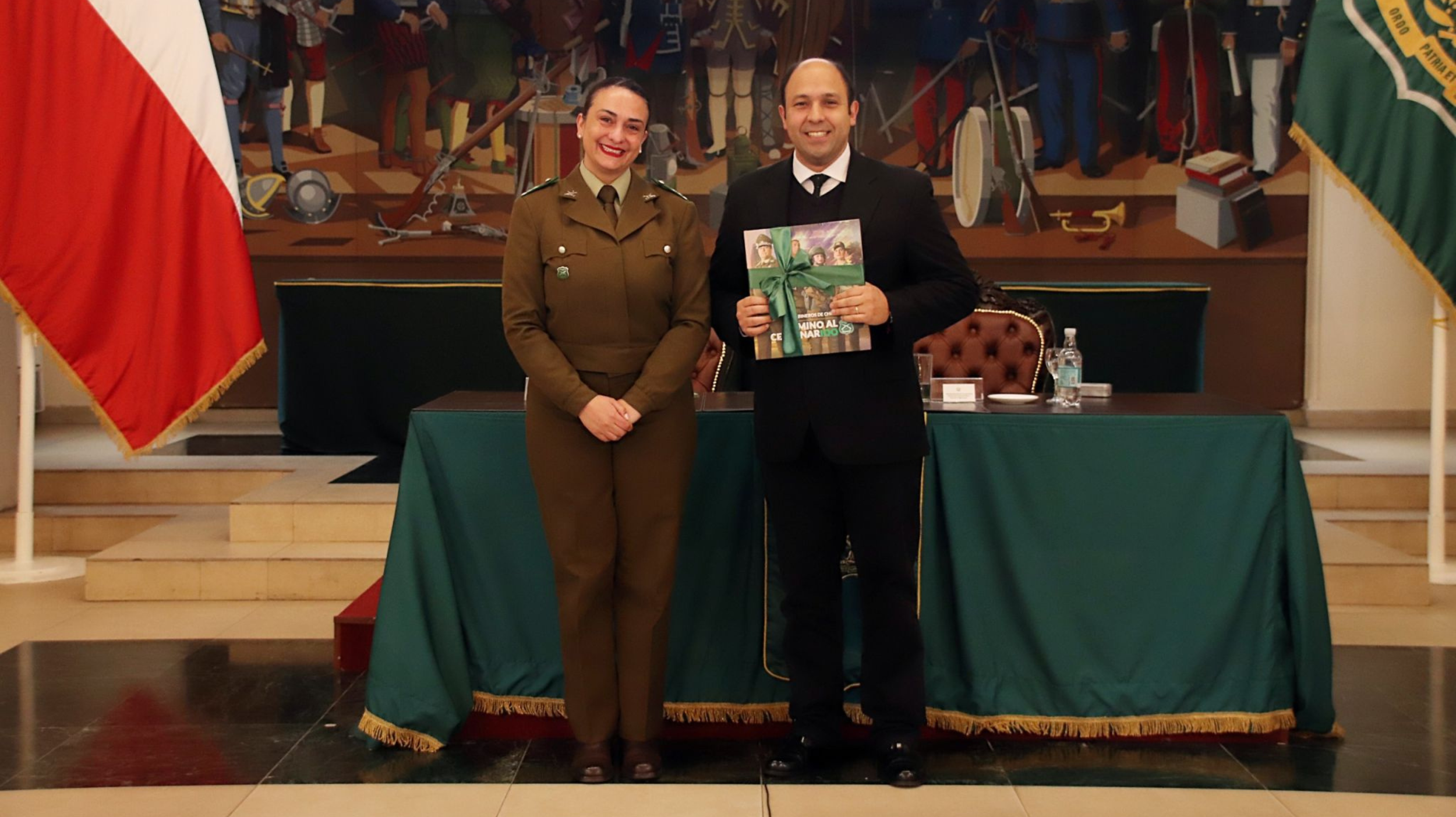 Imagen de la noticia: Director de Humanidades UGM dictó charla sobre terrorismo en la Academia de Ciencias Policiales de Carabineros
