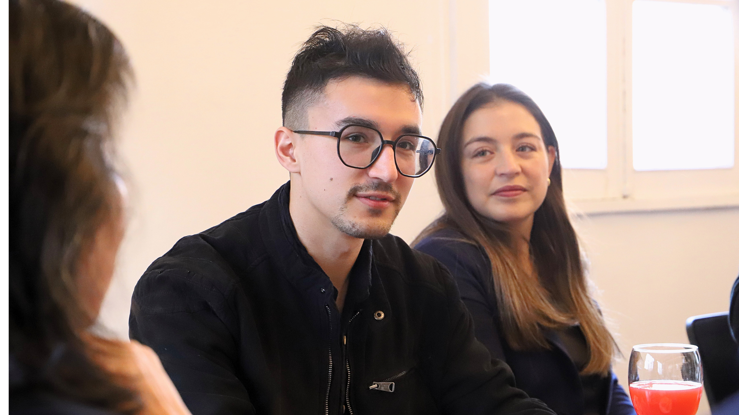 Imagen de la noticia: Estudiantes UGM realizarán intercambio en España tras obtener Beca Santander de Movilidad Internacional