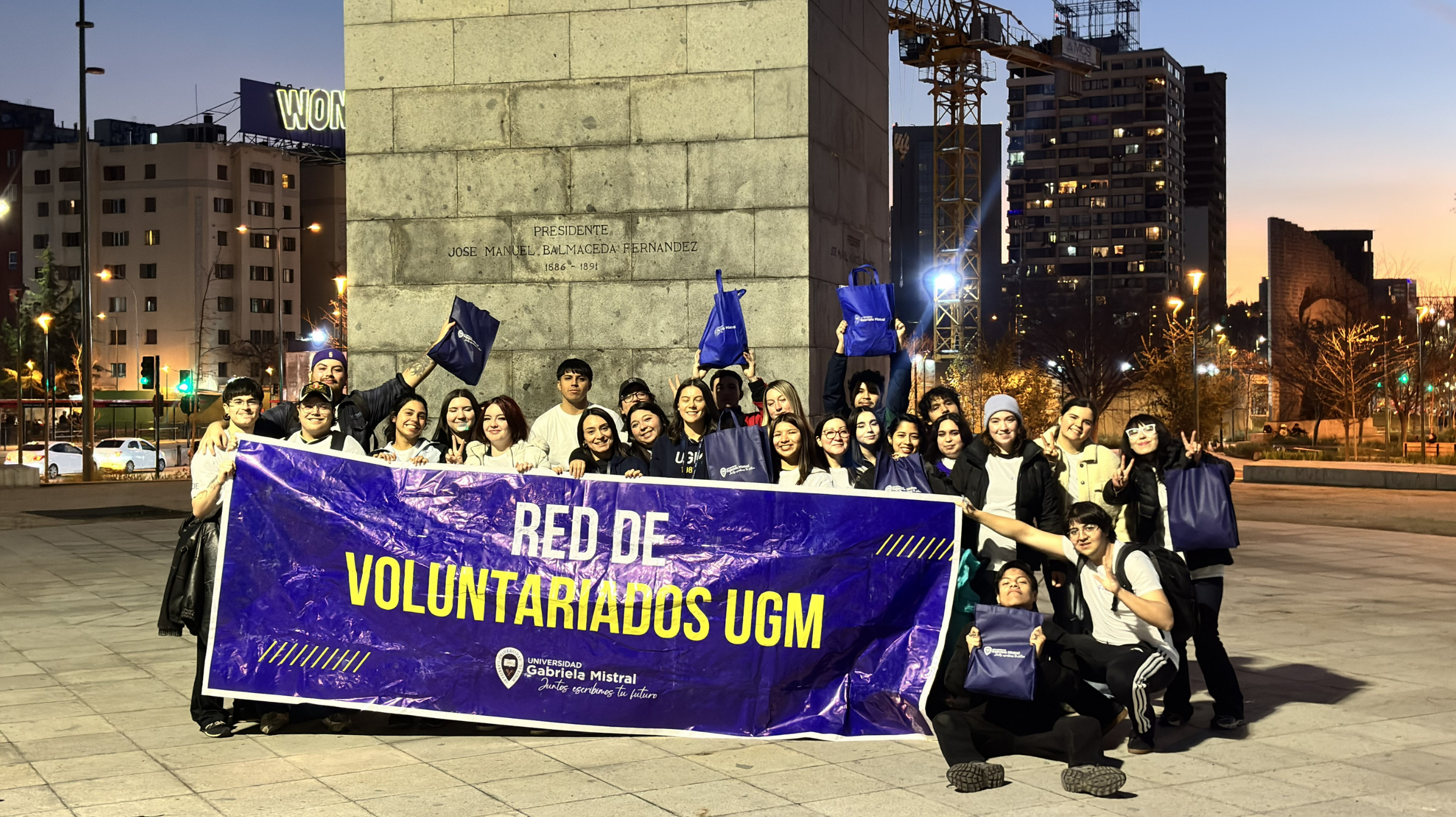 Imagen de la noticia: Mistralinos participaron en la segunda versión del Voluntariado Social Calle de la UGM
