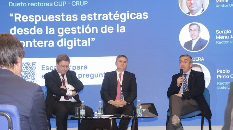 Imagen de la noticia: Gobernanza flexible: la clave para enfrentar los cambios de la educación superior a distancia