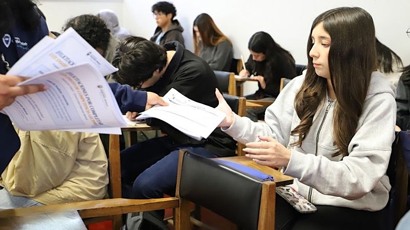 Imagen de la noticia: Más de 1.200 inscritos convocó el Ensayo PAES gratuito de la Universidad Gabriela Mistral