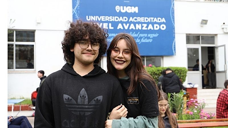 Foto 7 de 7: Más de 1.200 inscritos convocó el Ensayo PAES gratuito de la Universidad Gabriela Mistral