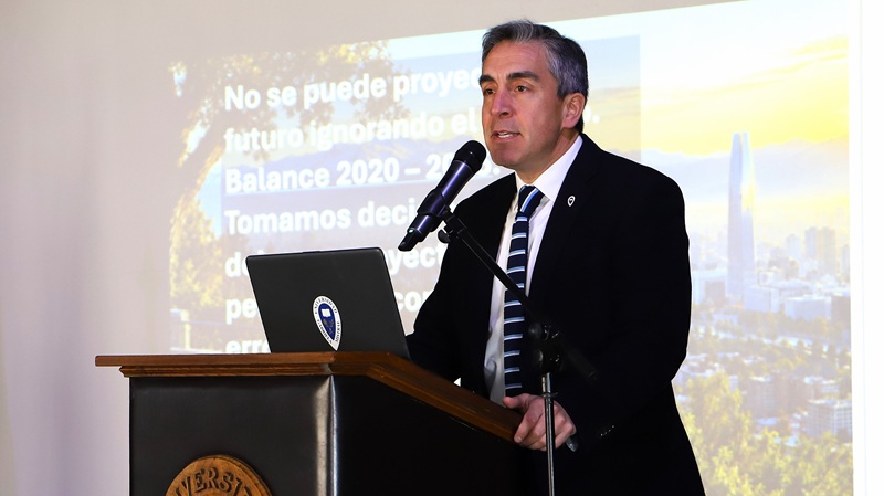 Imagen de la noticia: Claustro Académico 2026 de la Universidad Gabriela Mistral analizó “Currículum Futuro”