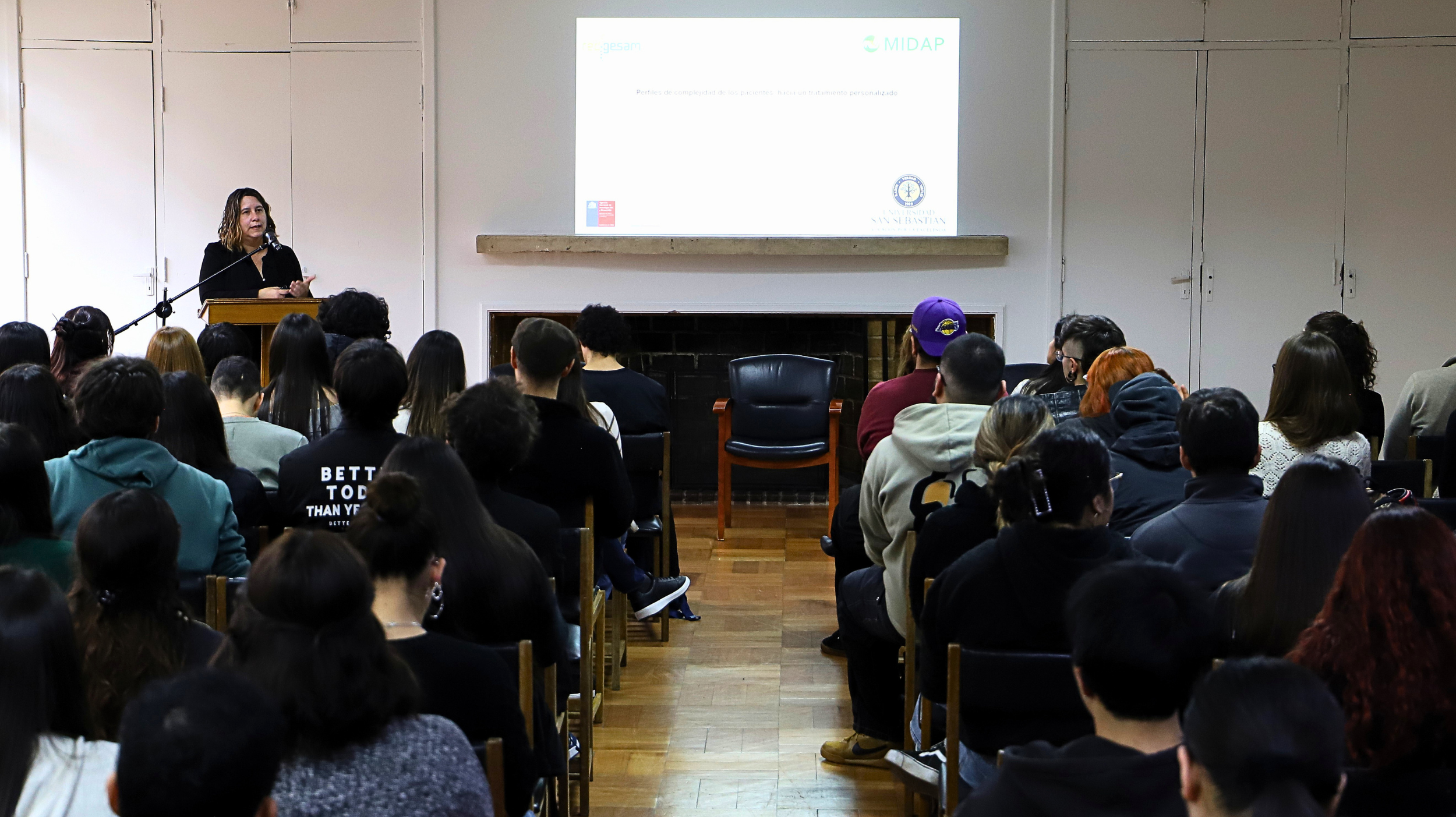 Imagen de la noticia: Estudiantes de Psicología UGM presentan sus trabajos en nuevo Coloquio de Investigación