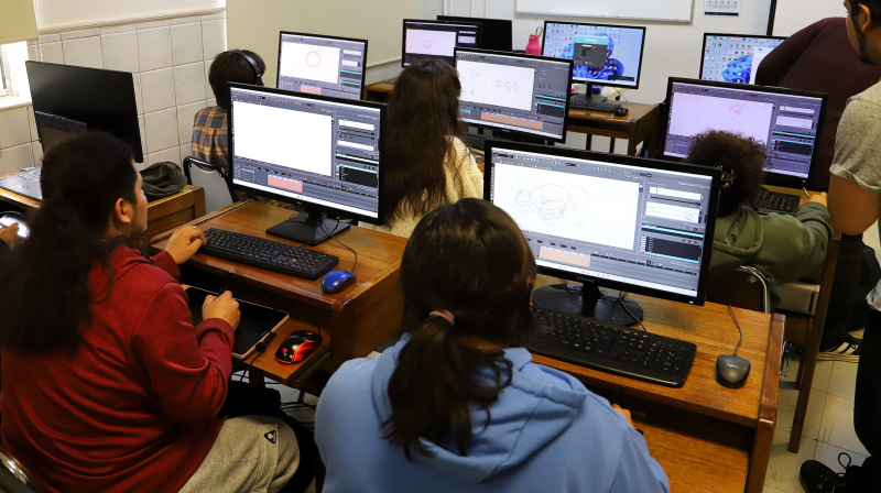 Foto 2 de 3: Estudiantes de Diseño en Animación Digital UGM participaron en workshop de animación 2D